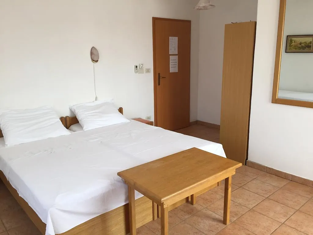 Vera Bed And Breakfast 3*, Valica Slovenia